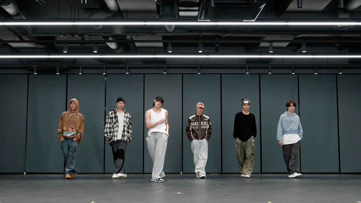 WayV tweet media