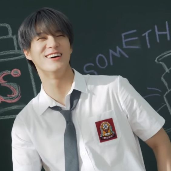 loving_060313's tweet photo. take my breath 💌

— a nomin short au where jm can’t keep his feelings for the cute guy in his class and time is running out because the semester is about the end. will jm make it or jn will finally end his suffering? https://t.co/KnSQQhCo3A