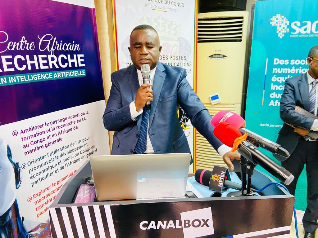 SADASmartAfrica's tweet photo. 2/2 
…par la technologie moderne" s'est réjoui aujourd'hui @wilgonberthold, Unit Manager pour la Stratégie et l'Operationnalisation des Infrastructures Numériques représentant M. Lacina Koné, @CEOSmartAfrica de l'ouverture de la formation. https://t.co/WsWGoLGOM5