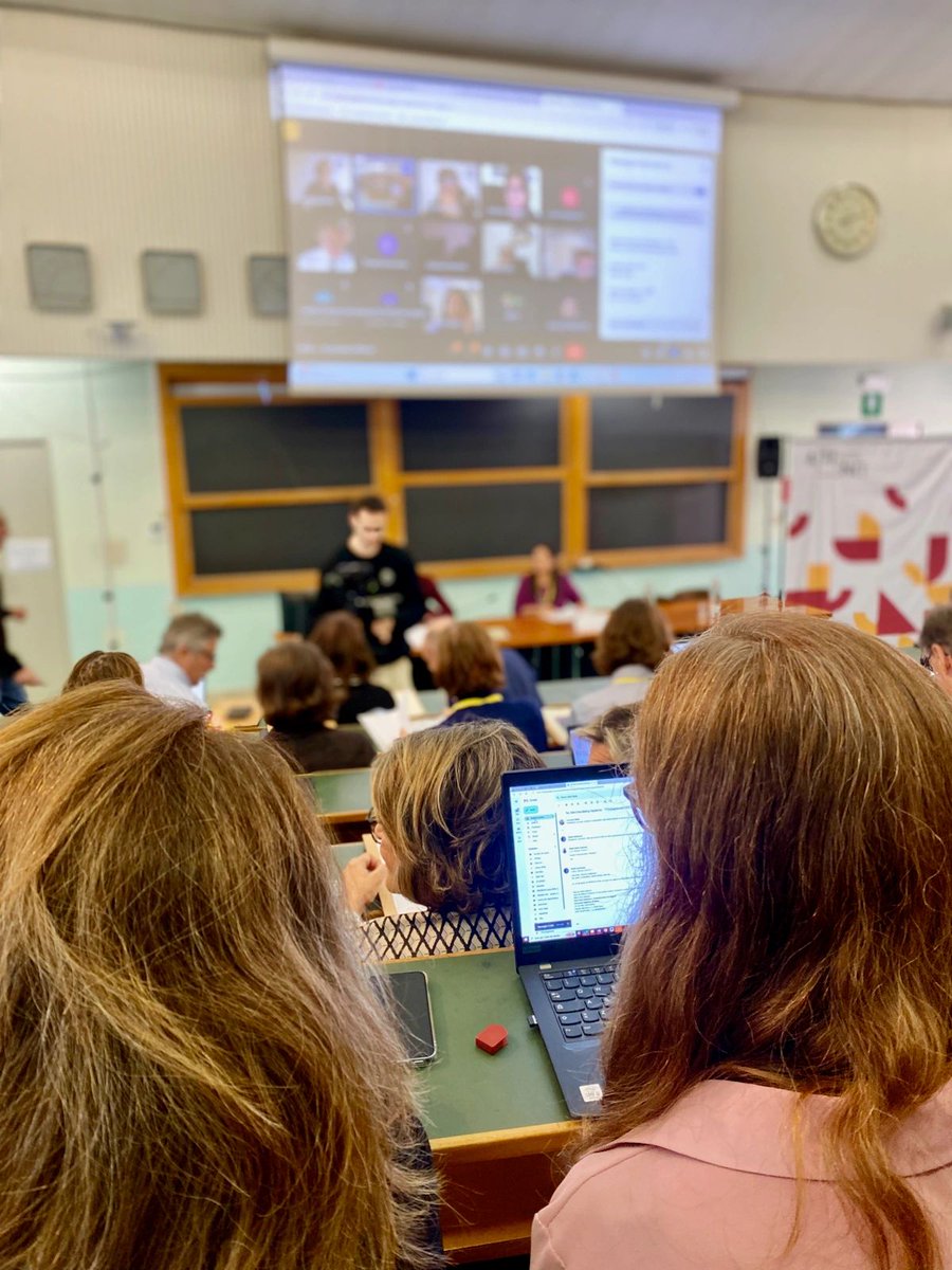 ScuolaSantAnna's tweet photo. #TerzaMissioneSSSA #EngageSSSA #PublicEngagement
La @ScuolaSantAnna ha partecipato all’evento annuale promosso da #APENET, l'Associazione “Rete italiana degli Atenei ed Enti di Ricerca per il Public Engagement", ospitato da @unipa_it.
✍️ https://t.co/SBgvLfYoOr https://t.co/dAW0QIJr6o