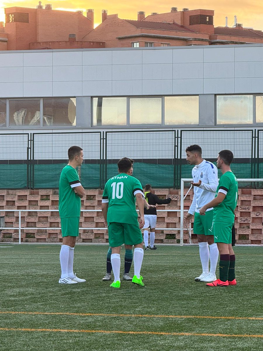 Rucuarmy's tweet photo. Puliendo detalles 💚 https://t.co/PHNdsqSdgf