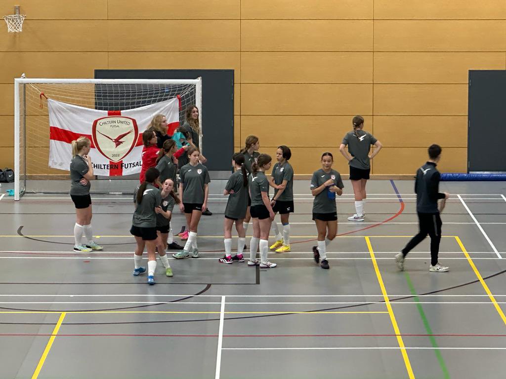 MaryPacitti's tweet photo. @ChilternFutsal on a Sunday ✅
Really nothing better than seeing lots of girls playing lots of futsal 🦅
Appreciate @leofutsal13 bringing 🇧🇷Futsal Wisdom for all and our own @michaelpacitti1 leading the U14/16 team.  
#HappyDays 👏🏻 https://t.co/PlQYTHPqkr