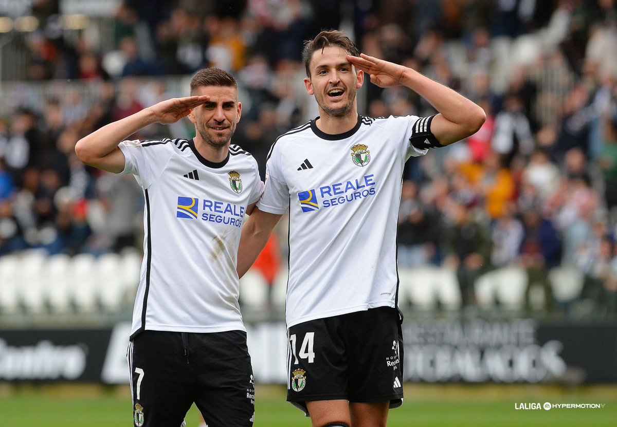 La felicidad del gol, la remontada y la victoria. ¡Seguimos! 🫡💪🏼⚪️⚫️ <a href="/Burgos_CF/">Burgos Club de Fútbol</a>
