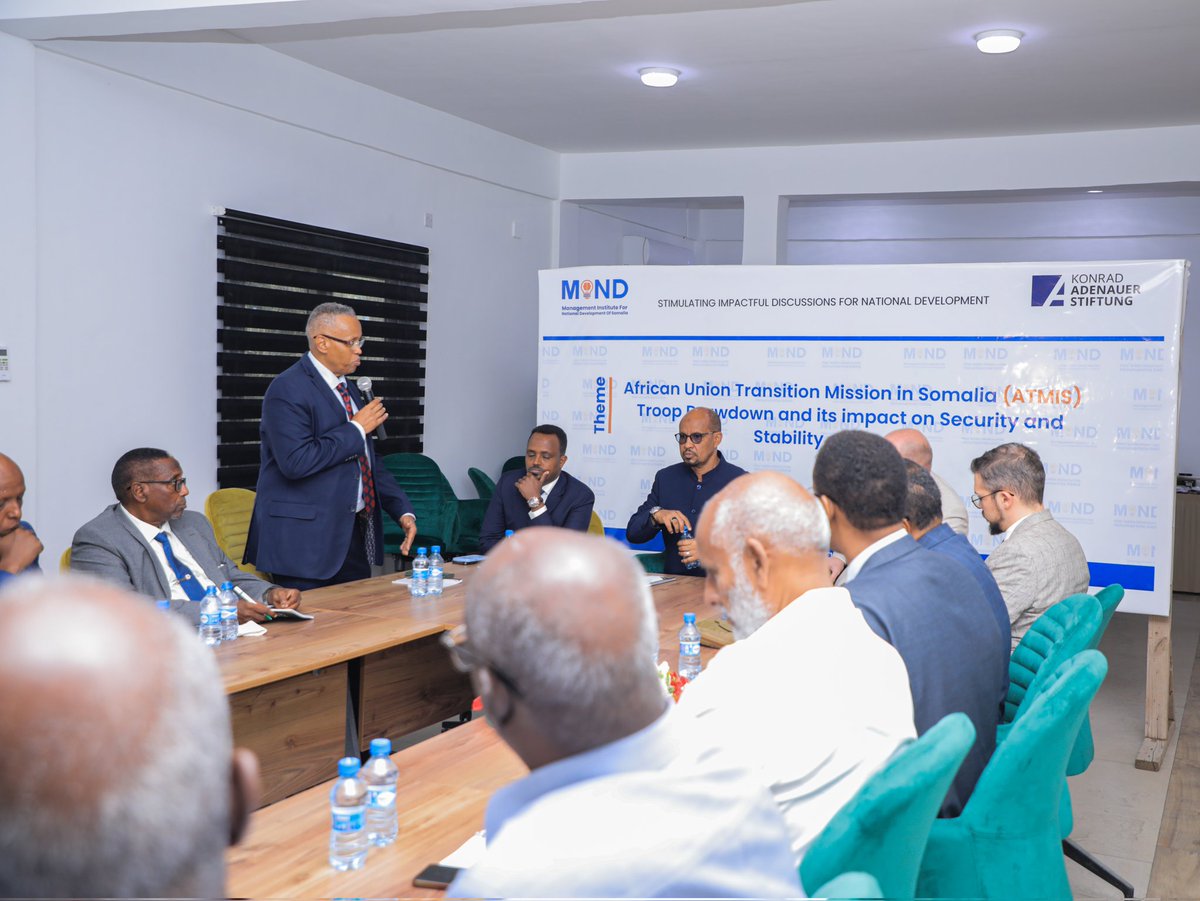 AbdullahiHamud's tweet photo. 1/3
@mindsomalia & its partner @KAS_SIPODI_EA grateful 2 all the attendees, ministers, MP's, Civil Society and Academics, on the latest #MindSessions held in Mogadishu.
Topic: ATMIS troops Drawdown & its effect on hard-earned security & stability in Somalia. https://t.co/LSJTCg9Y5F