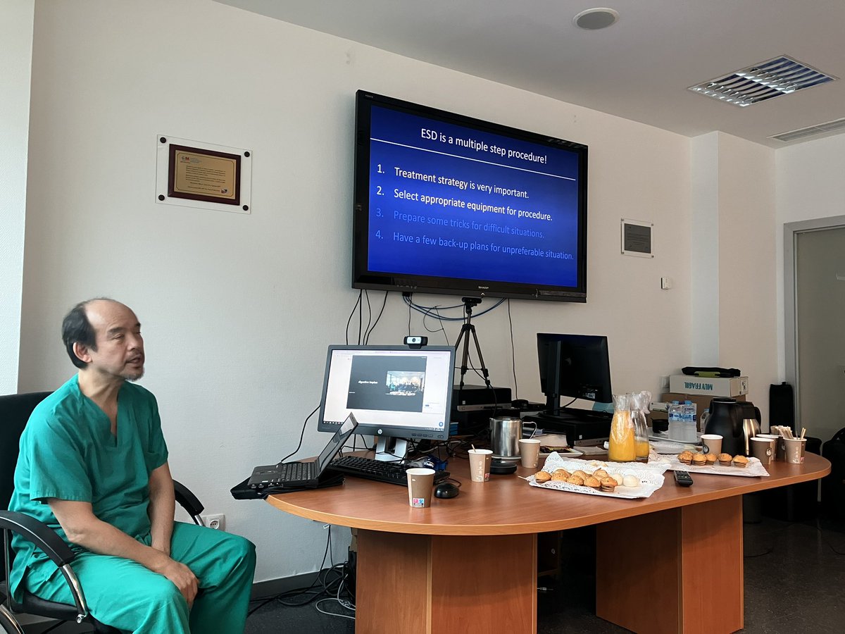 Great experience having Prof. Naohisa Yahagi at <a href="/DigestivoPdH/">Digestivo Puerta de Hierro</a> in our institution. Two  interesting cases for ESD demonstration completed successfully. Thanks to <a href="/OlympusMedEMEA/">Olympus Medical Systems EMEA</a> for their support to make it possible