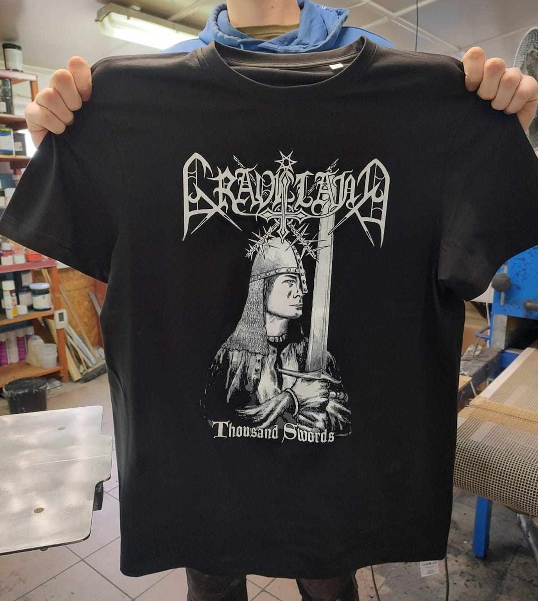 To będzie najlepiej wydrukowany t-shirt 'Thousand Swords' (z tym wojownikiem) jak dotąd!   Total! T-shirt dla woodenbox 'Thousand Swords' No Colours Records #graveland #blackmetal