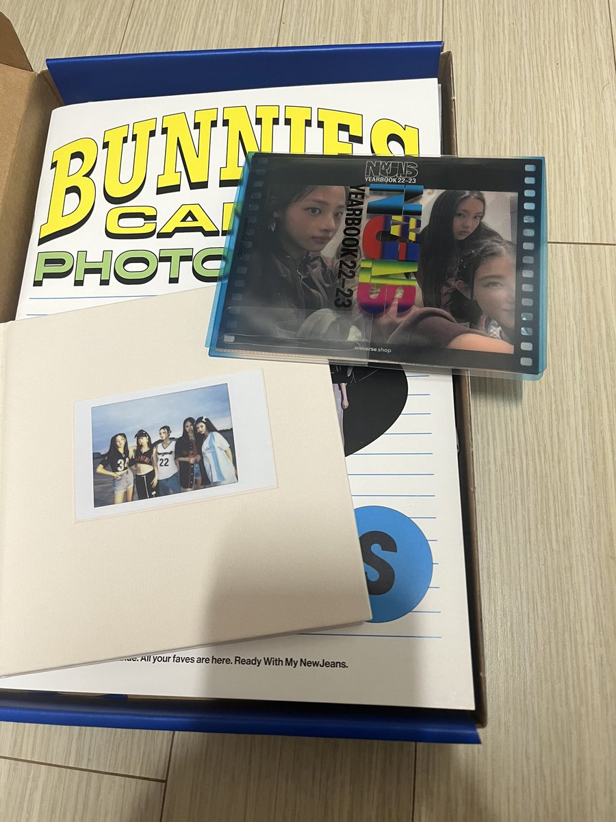 Minjihoca's tweet photo. 구성품 정말 알차네요😍😍😍 https://t.co/Jb4v97eLTO