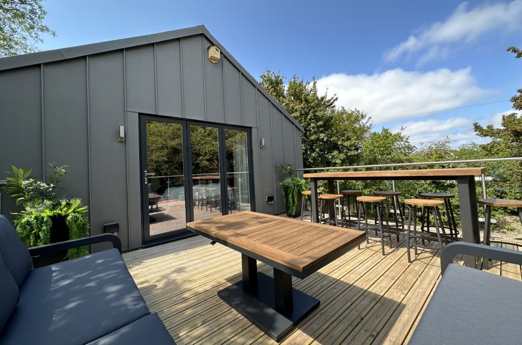 Paul Robinson Partnership tweet media