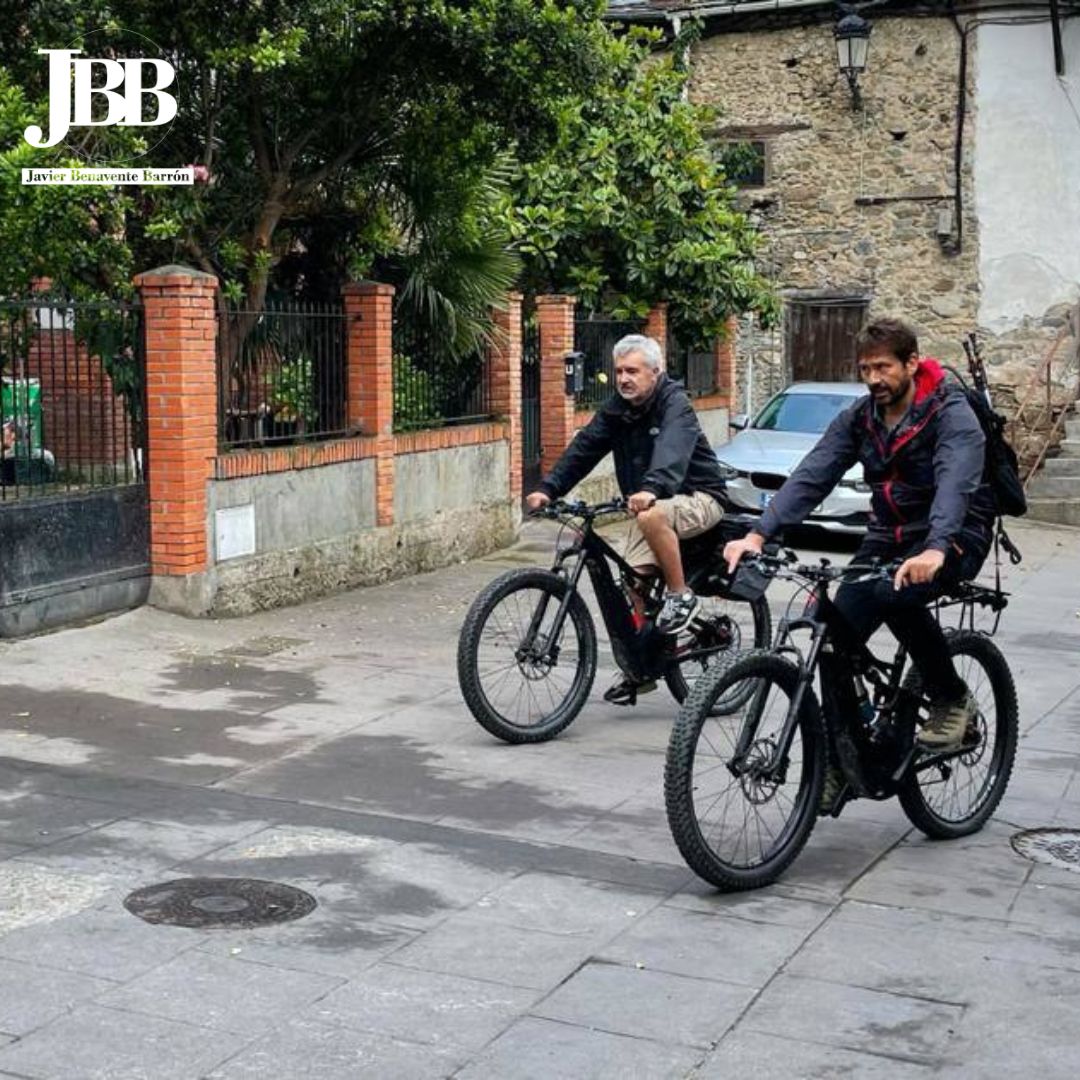 Me gustaría recordaros mi paso por El Camino interior. Una serie documental dirigida por <a href="/ma_tobias/">Miguel Ángel Tobías</a> . 

Fue un placer formar parte de este programa. Agradecer nuevamente a Miguel Ángel por este pedazo documental y a todo su equipo por hacer esta experiencia posible.