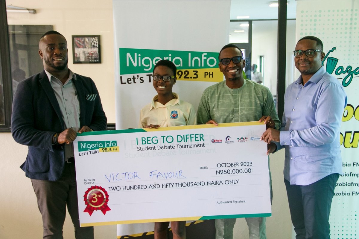 NigeriaInfoPH's tweet photo. It's a wrap!🙌
Bedford Friday Fortune emerges winner of the 2023 I beg to differ debate competition.🎉
Adedoyin Ademolaju clinched the first runner-up position and Victor Favour, the second runner-up.🎉
I BEG TO DIFFER 2023 is powered by Odibola Properties.
.
#IBTDPH
#letstalk https://t.co/BSVOgQ68yy