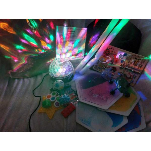 Benthyg Cymru (@benthyg) on Twitter photo We now have a range of play kits available at <a href="/SplottBenthyg/">Splott Benthyg Y Sblot</a> & <a href="/ACEBenthyg/">ACE Benthyg</a> to loan. Perfect for rainy days this winter!
Kits for:
bug hunting 🪲🐛
den building ⛺️📦
sensory play 💡
& more
Search 'play kit' on our catalogues:
splott.benthyg.cymru
ace.benthyg.cymru We now have a range of play kits available at <a href="/SplottBenthyg/">Splott Benthyg Y Sblot</a> & <a href="/ACEBenthyg/">ACE Benthyg</a> to loan. Perfect for rainy days this winter!
Kits for:
bug hunting 🪲🐛
den building ⛺️📦
sensory play 💡
& more
Search 'play kit' on our catalogues:
splott.benthyg.cymru
ace.benthyg.cymru
