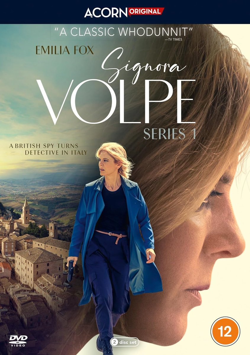 #COMPETITION: Win #SignoraVolpe Season 1 on DVD

Pack your bags for a brand-new Italian-set, sumptuous sleuthing adventure that sees TV favourite #EmiliaFox star as the eponymous lead, a disillusioned British spy turned amateur detective.

jonn.co.uk/2023/11/compet…

#TaraFitzgerald