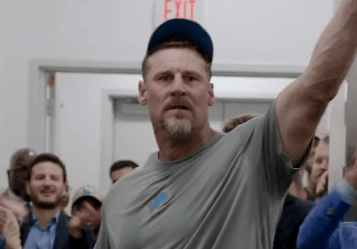 detsportsnation's tweet photo. Detroit Lions locker room celebration: 2 game balls awarded following win over Chargers. https://t.co/qqVq2qOEts #AmonRaStBrown #DanCampbell #DetroitLions #RileyPatterson https://t.co/p3Y1aYmTWy