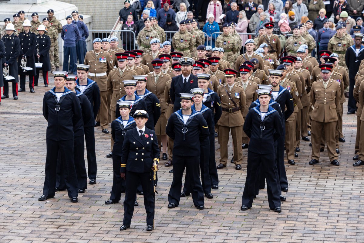 HMSKingAlfred's tweet image. Reservists from HMS King Alfred took part in the annual Remembrance Parade in Portsmouth City Centre this weekend.

It was an honour to be invited to represent @RNReserve at this important occasion.

#WeWillRememberThem 
#LestWeForget2023 
#RemembanceDay