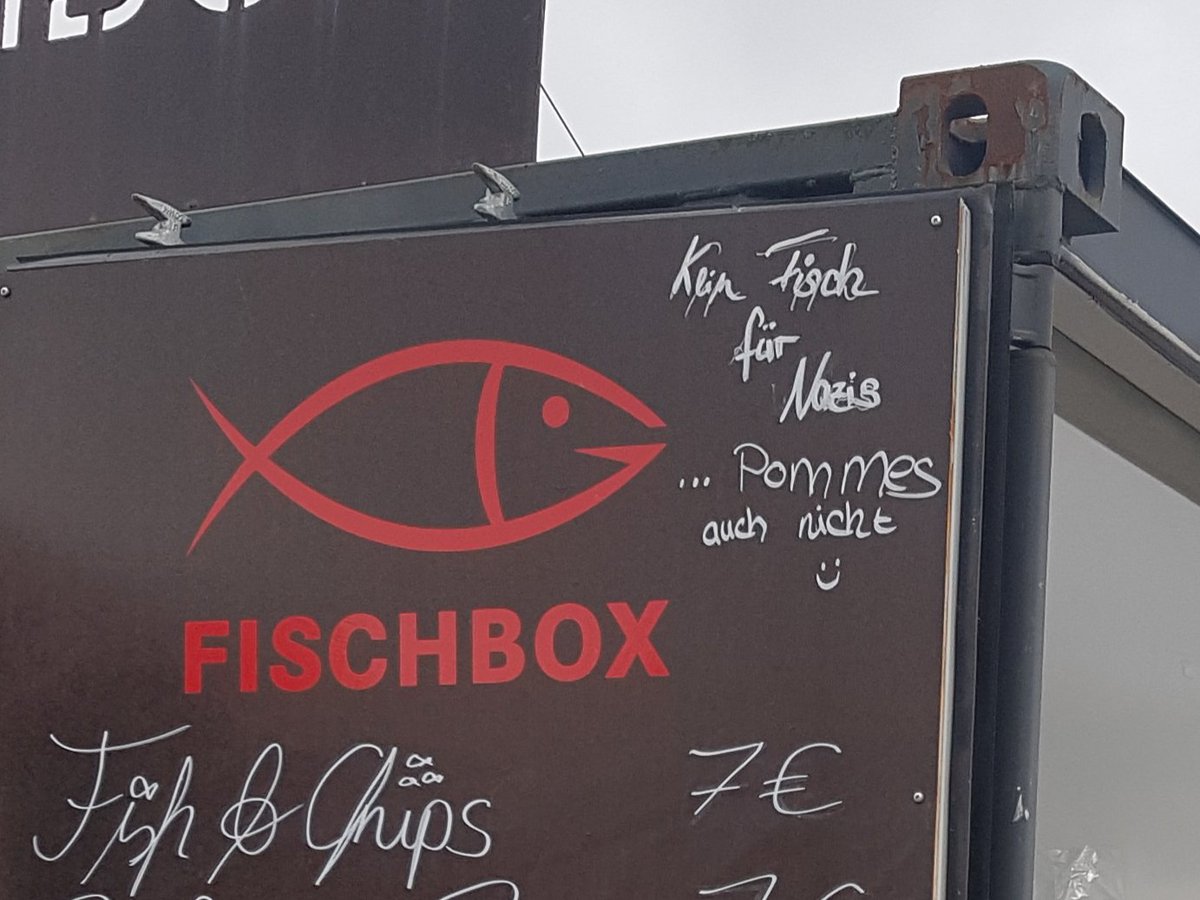 cypresspumpkin's tweet image. Gegen: Rassismus, Faschismus, Antisemitismus, religiösen Fanatismus, Wissenschaftsleugnung, Populismus und Intoleranz.
Für: Frieden, Freiheit, Gleichheit, Individualität, Toleranz, RESPEKT und gute Musik
#FCKNZS #noafd #wirsindmehr
Vernetzt Euch untereinander weiter
💚❤️🃏🤘