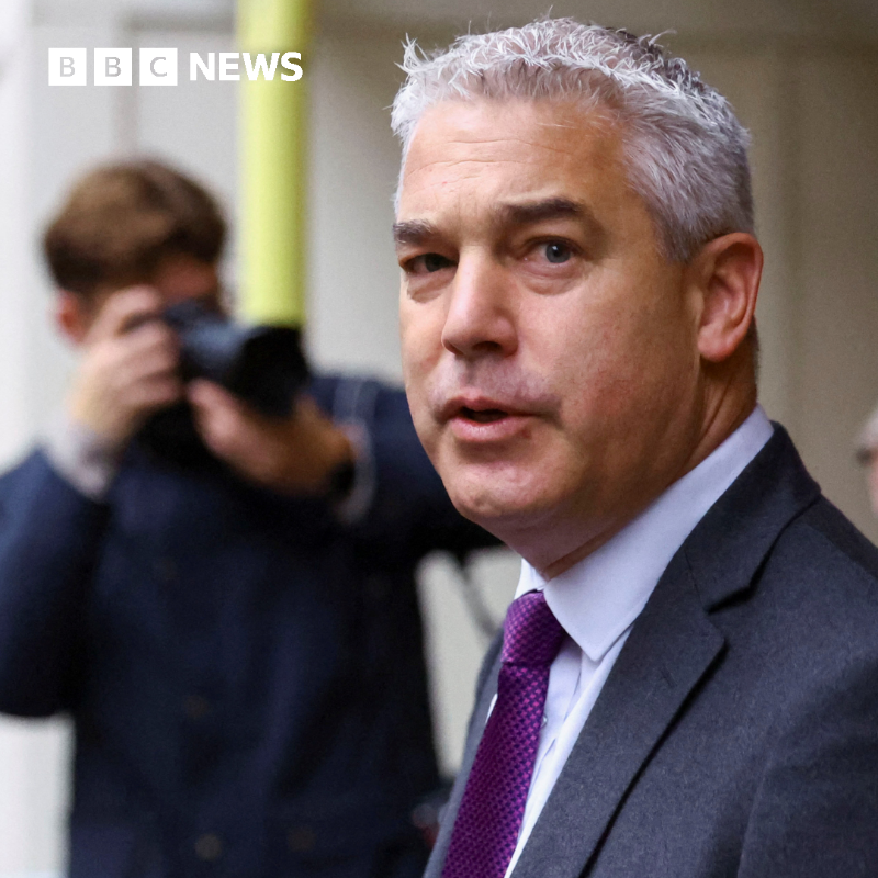 BBCPolitics's tweet photo. Steve Barclay becomes new environment secretary as PM Rishi Sunak continues his cabinet reshuffle

Follow our live coverage ⬇️