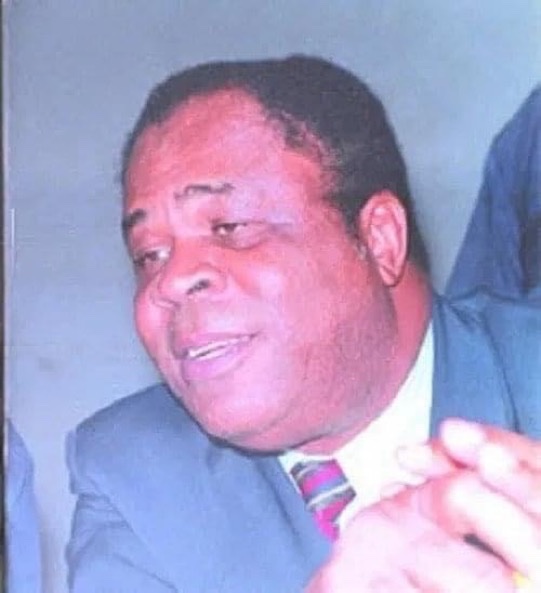 Story Of The First Made In Nigeria Car 🚘 and how the Abacha government promised to fund it but didn’t which didn’t make it succeed.

It Was Made By Engineer Ezekiel Izuogu
Open and Read 

Retweet To Educate Someone