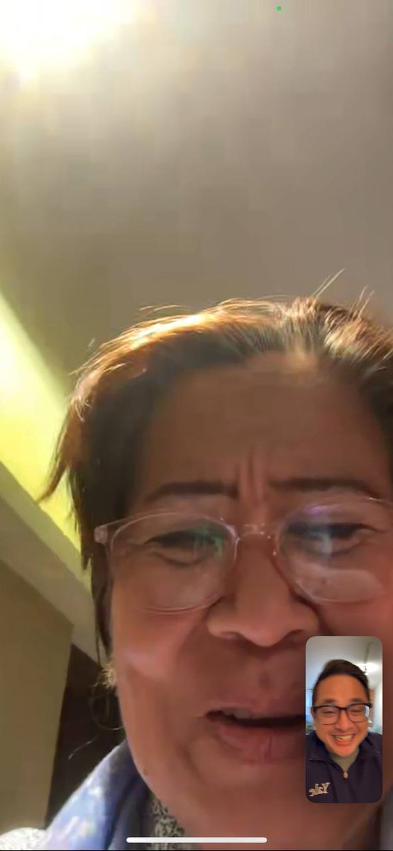 bamaquino's tweet photo. Hindi napigilang umiyak at ngumiti sa galak habang nasa video call. Masayang masaya kami para sa'yo, Sen. @AttyLeiladeLima . Salamat sa lahat ng mga nanampalataya at naniwala kay Atty. Leila. 🙏 https://t.co/9ihnkgCT6z