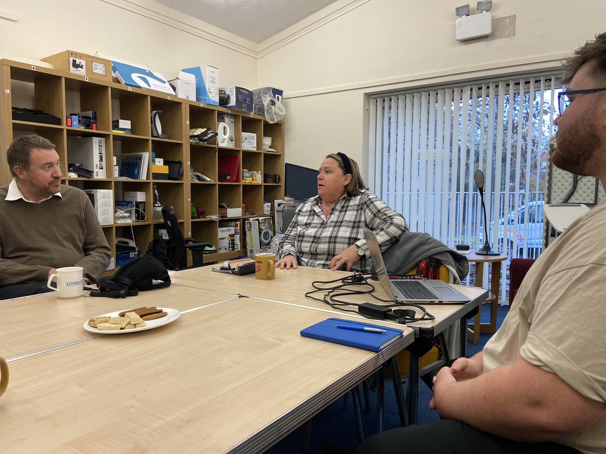 berkshirevision's tweet photo. Last week, our employability workshop covered legal rights &amp; disclosure, access to work, CV writing &amp; job searches &amp; applications. 

We were also joined by Chris Owen (@blind_backpack), who shared his experiences of working with a visual impairment and Access to Work. https://t.co/peLaly2EiF