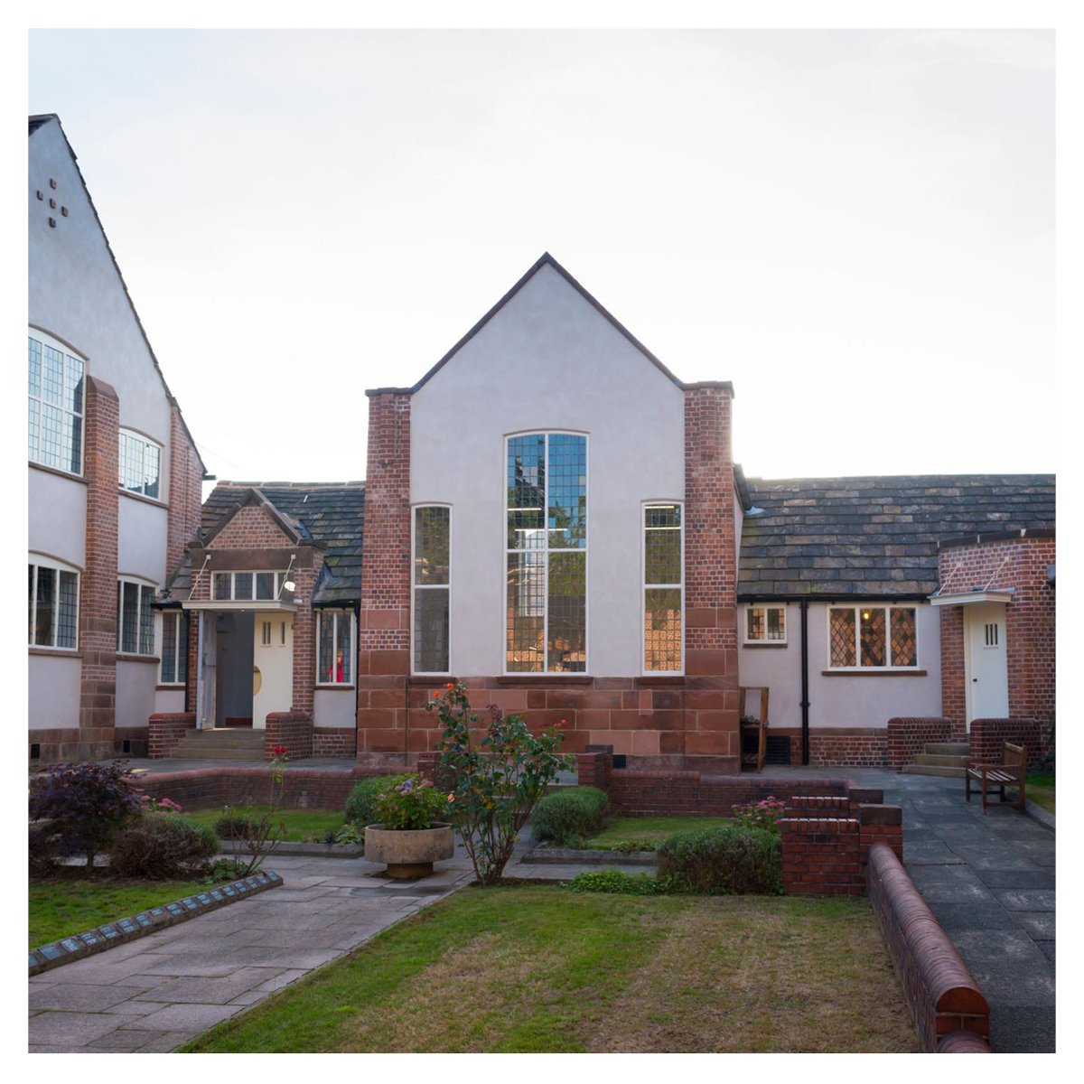 seven architecture tweet media