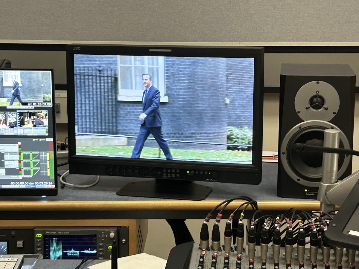 These are not library pictures- we will have the latest @bbcnews @bbcone at 1 on David Cameron's return to govt - and Suella Braverman's departure....