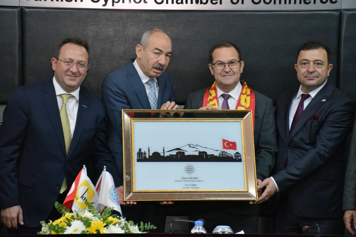 KTTO_TCCC's tweet photo. Kayseri Ticaret Odası Başkanı Ömer Gülsoy beraberindeki heyetle Kıbrıs Türk Ticaret Odasına ziyarette bulundu
#ktto #ktto_tccc https://t.co/nw5If55pQw
