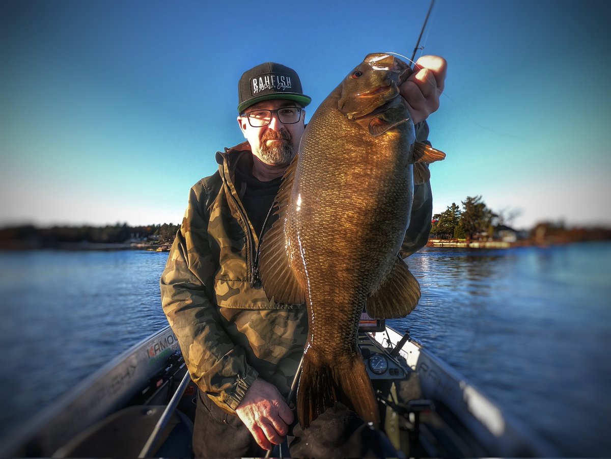 CanuckBassin's tweet photo. 5.62 on @Anglers_Choice #AmmunitionTubes on @SEMoutdoors #tubejig with @LiquidMayhem_ #GarlicCraw.

All on @spro_usa Finesse Braid 8x and 12lb Gouken FC and powered by @Lews_Fishing Tube Special Custom Speed Stick and Speed Spin. 

#ChooseWisely #ThatsMEGA #TeamLews #SPRO https://t.co/YmmPRBqQgQ