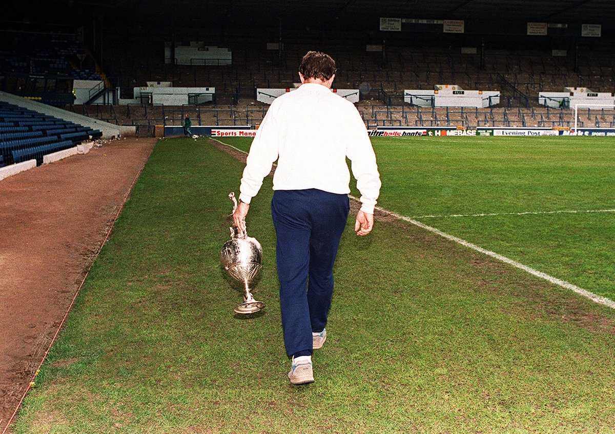 Happy 80th Birthday to Howard Wilkinson! 

📸 John Varley 

🔗 varleymedia.com/product-page/h…