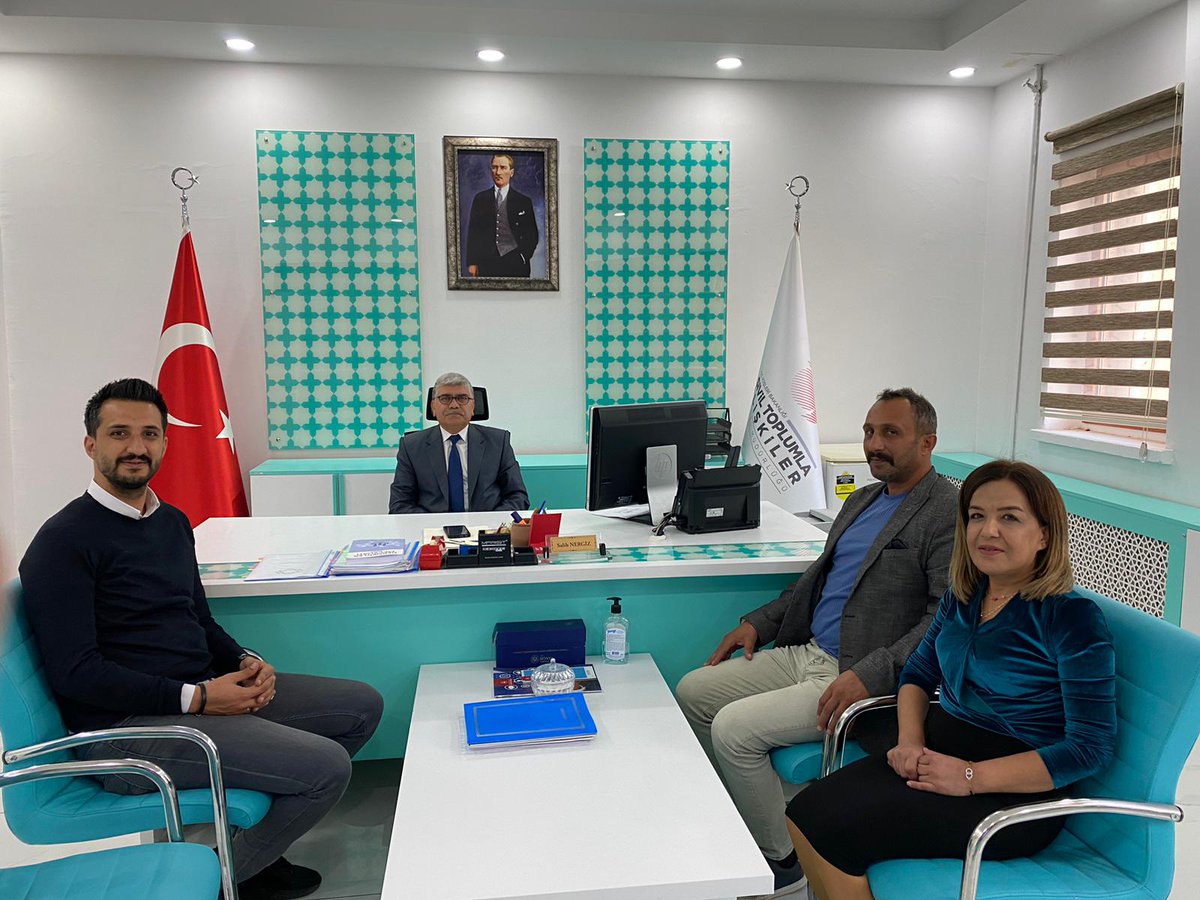 mardin_sivil's tweet photo. İlimizde yeni kurulan Elazığlılar Turizm, Kültür Eğitim ve Yardımlaşma  Derneği yönetimi Müdürlüğümüzü ziyaret ettiler. Hayırlı olsun. https://t.co/yS76Qcjo4e