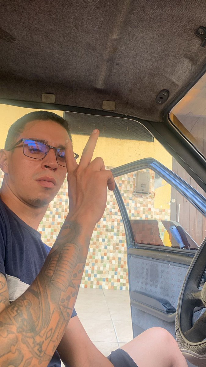 Minha caminhada está difícil, mas estou caminhando pelo certo. Deus vai me honrar.🧿7️⃣🏌🏾🎈🏡