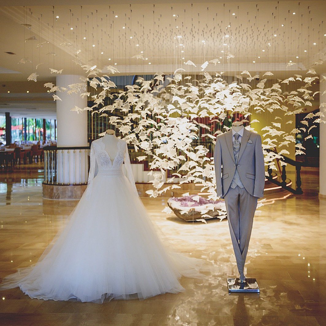 Hotel Botánico*****GL (@hotelbotanico) on Twitter photo Wedding Glam: este fin de semana tienen una cita con nosotros para conocer todo lo que les ofrecemos para un enlace de ensueño. Reserven su entrada en eventos@hotelbotanico.com
#WeddingGlam #HotelBotánico Wedding Glam: este fin de semana tienen una cita con nosotros para conocer todo lo que les ofrecemos para un enlace de ensueño. Reserven su entrada en eventos@hotelbotanico.com
#WeddingGlam #HotelBotánico