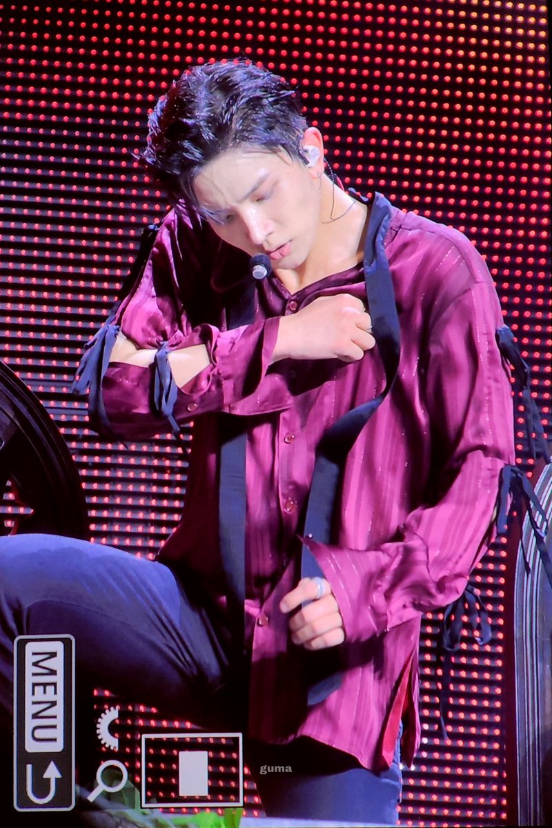 I'm crazy about him 😵‍💫
#HEESEUNG