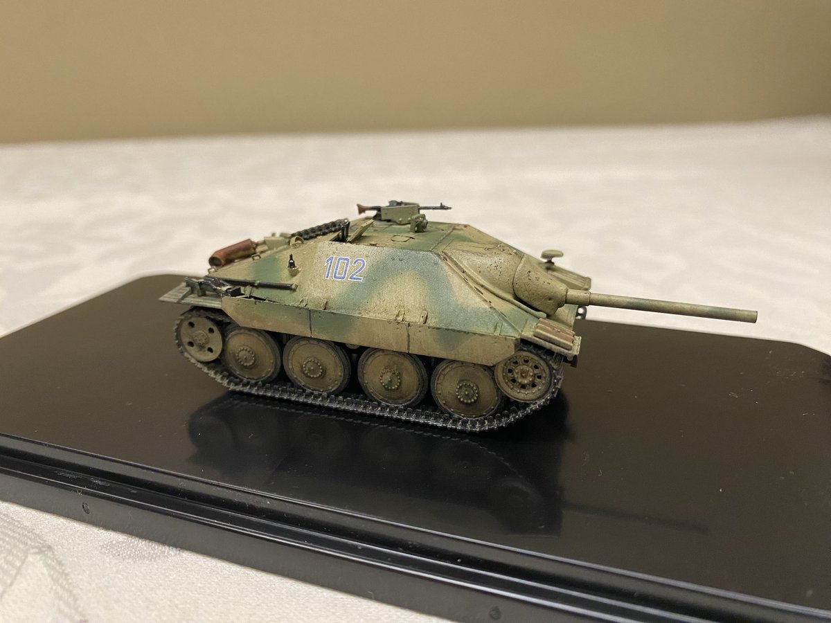 sPzAbt_513's tweet photo. 1/72 German Jagdpanzer 38(t) Hetzer Late Production
完成。エッチングパーツのエグさに泣かされた高難度キット。OVMは一部搭載を断念しました。二度と作りたくないキットですが、公式Facebookにはバリエーション違いのリリースがアナウンスされています😭
#VespidModels
#ヴェスピッドモデル https://t.co/jJJ6ch8prT