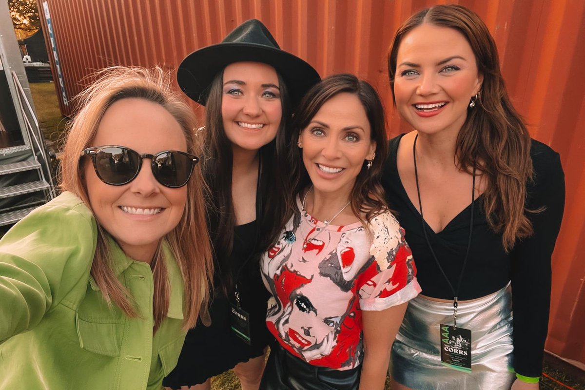 It's been incredible touring with these guys 🤩 Thanks for putting on fantastic shows across Australia &amp; New Zealand! <a href="/natimbruglia/">natalie imbruglia</a>, <a href="/tonichilds/">Toni Childs</a> &amp; <a href="/GermeinSisters/">Germein Sisters</a>🙏

Thanks for the pics Ella 📸

#TheCorrs #NatalieImbruglia #ToniChilds #Germein