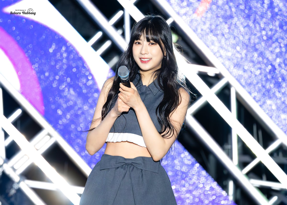 231020 광양 KPOP 페스티벌 HQ

추울 때 이 사진을 사용하시오❄️ 
하영이의 미소가 따뜻하게 녹여드립니다💛🥰
⚠️취급주의! 방심하면 심장까지 녹을 수 있음!! 🚨

#오하영 #에이핑크 #Hayoung #Apink