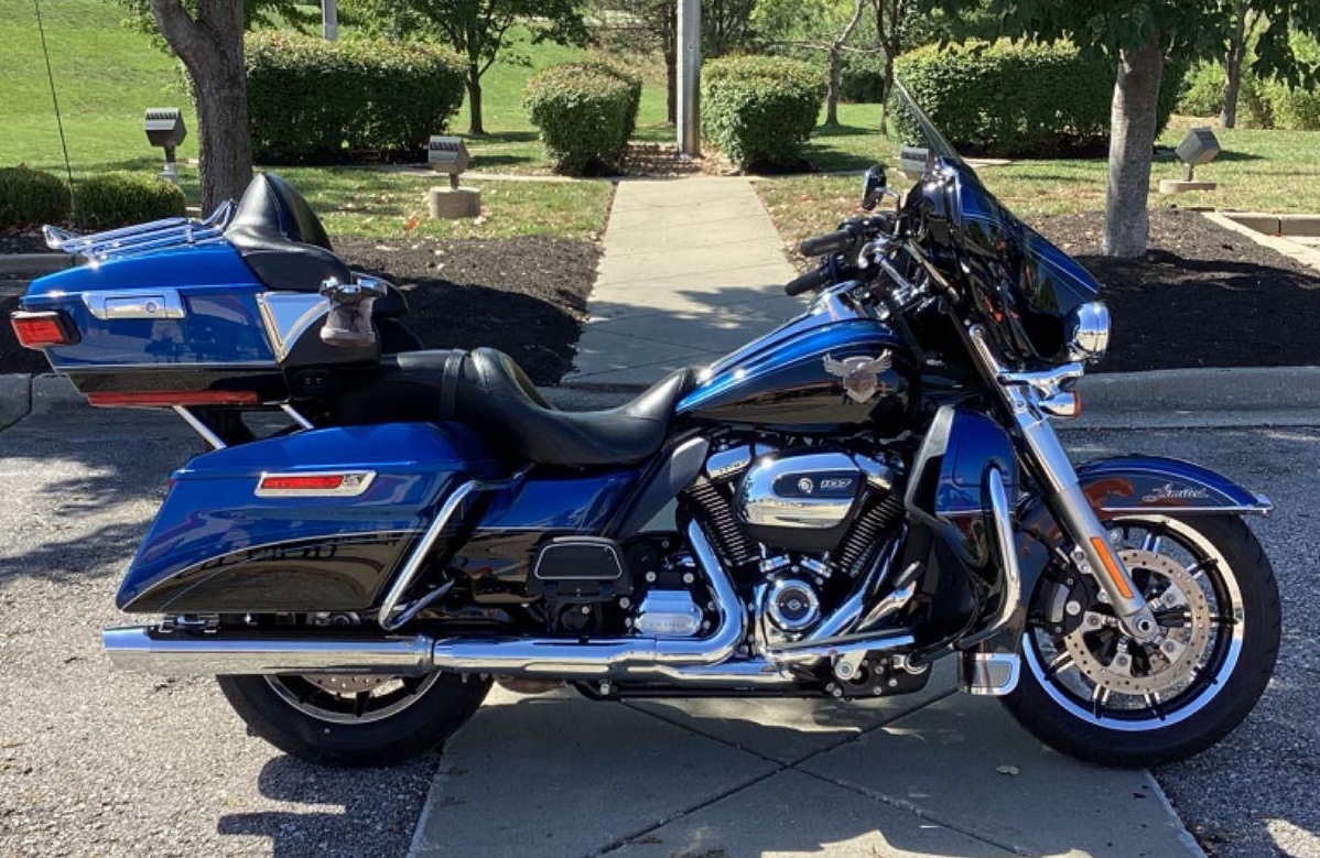 Gail's Motorcycles tweet media