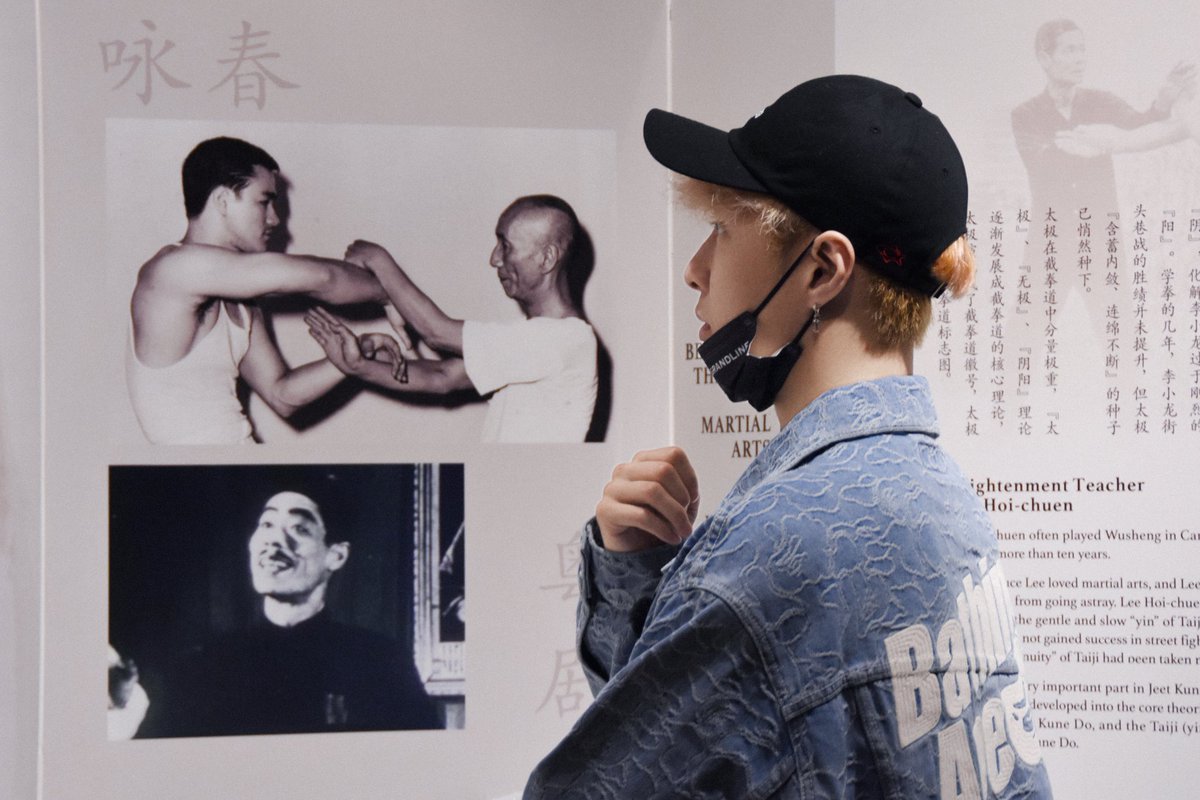 Lay Zhang Base 🚢⚓ tweet media