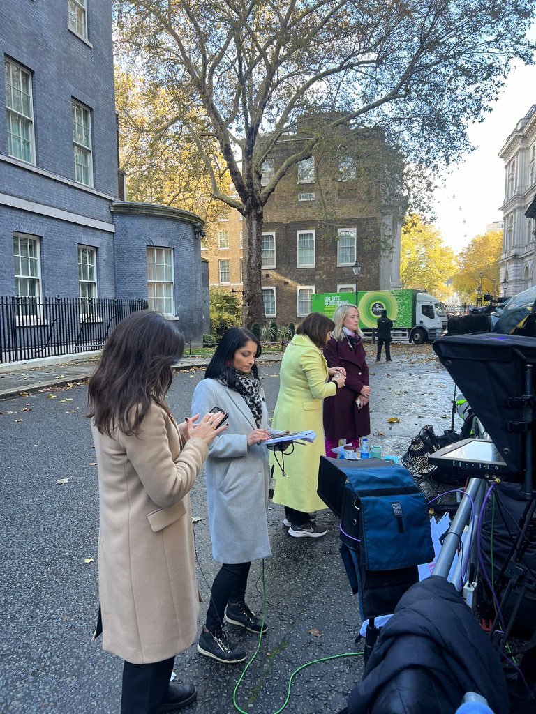 Rajini Vaidyanathan (@bbcrajiniv) on Twitter photo No women in the great offices of state - but four of us flying the flag in Downing Street. <a href="/ionewells/">Ione Wells</a> <a href="/BethRigby/">Beth Rigby</a> <a href="/SophyRidgeSky/">Sophy Ridge</a> <a href="/BBCNews/">BBC News (UK)</a> <a href="/SkyNews/">Sky News</a>. #reshuffle. No women in the great offices of state - but four of us flying the flag in Downing Street. <a href="/ionewells/">Ione Wells</a> <a href="/BethRigby/">Beth Rigby</a> <a href="/SophyRidgeSky/">Sophy Ridge</a> <a href="/BBCNews/">BBC News (UK)</a> <a href="/SkyNews/">Sky News</a>. #reshuffle.