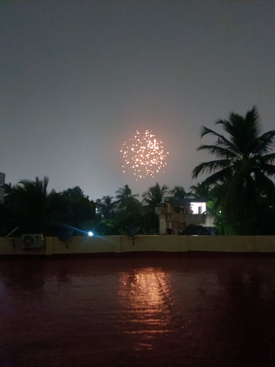 Captured this while capturing the wet floors
#northeastmonsoon
#chennairains