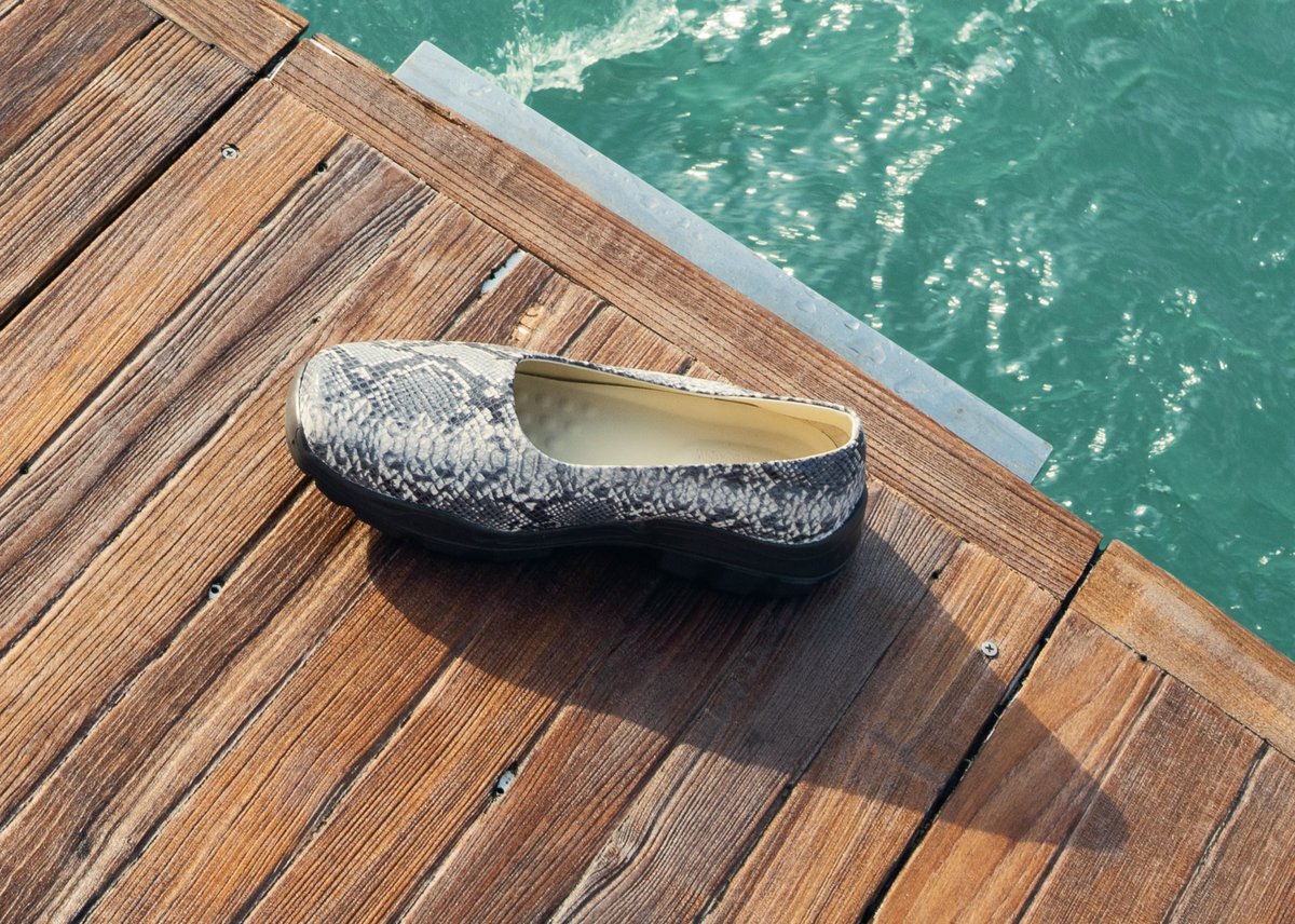 Afroleather tweet media