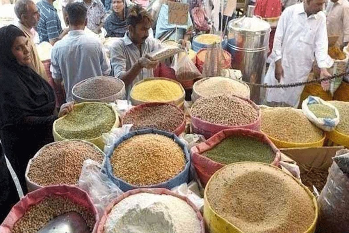 TheViewsNetwork's tweet photo. ملک میں دالوں کی قیمت میں کمی کا رجحان جاری ہے۔ پاکستان بیورو برائے شماریات نے اپنی ماہانہ رپورٹ جاری کر دی ہے...👇
https://t.co/0cPBtAkjvL
#BusinessNews
#13thNov2023
#Grains
#PriceReduce
#BureauOfStatistics
#Report
#Pakistan
#TVNNews
#TVNUrdu
#TVNBusiness
#TheViewsNetwork https://t.co/2XsbxhoyS8