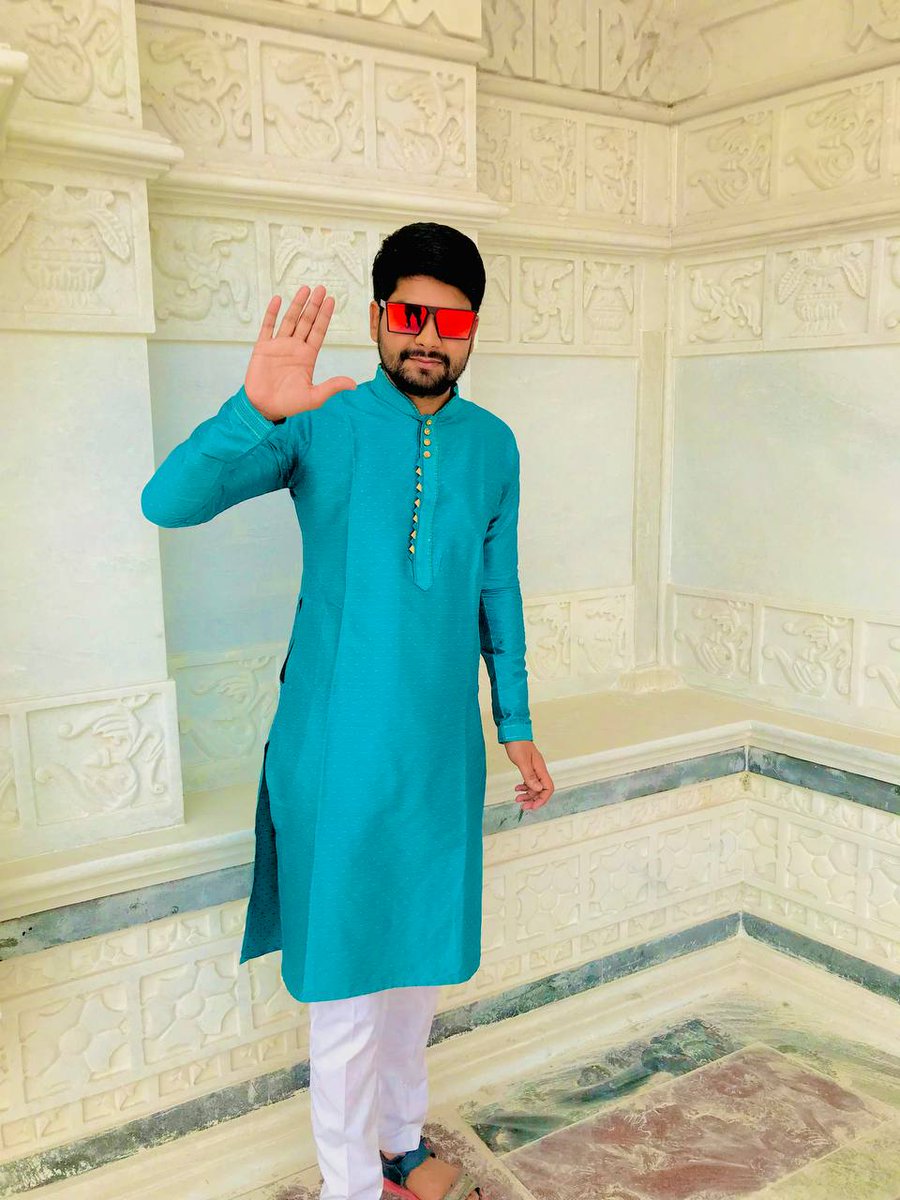 aman830559's tweet photo. aman pathak stenographer hindi gwalior madhya pradesh my contact number 👉 8305596936 https://t.co/hVSBt2MPx6