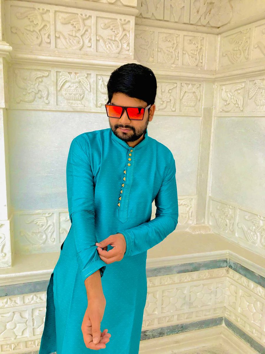 aman830559's tweet photo. aman pathak stenographer hindi gwalior madhya pradesh my contact number 👉 8305596936 https://t.co/fL7TFuF6gW