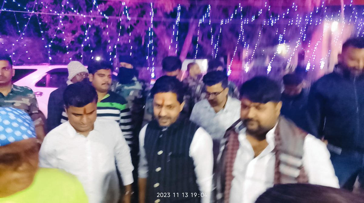 KumarJaimangal's tweet photo. आज चंद्रपुरा प्रखंड के जुरासिक पार्क ग्राउंड स्थित माँ काली मंदिर में माँ का दर्शन कर माथा टेका और क्षेत्र के सुख शांति एवं खुशहाली के लिए माँ से कामना किया। माँ काली सबो की मनोकामना पूर्ण करें। https://t.co/Wyh5LBpdrm