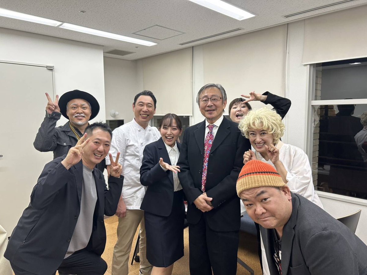 高井俊彦・伊賀健二が出演した 舞台「神戸洋食物語」が 昨日無事終演いたしました🍛🥄 お越しいただいた皆さま ありがとうございます🙇‍♂️ 高井さんは初の75歳老人役に挑戦しました👴 また再演が見れると嬉しいですね💕