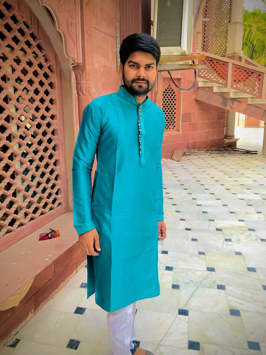 aman830559's tweet photo. aman pathak stenographer hindi gwalior madhya pradesh my contact number 👉 8305596936 https://t.co/nllWHBunHR