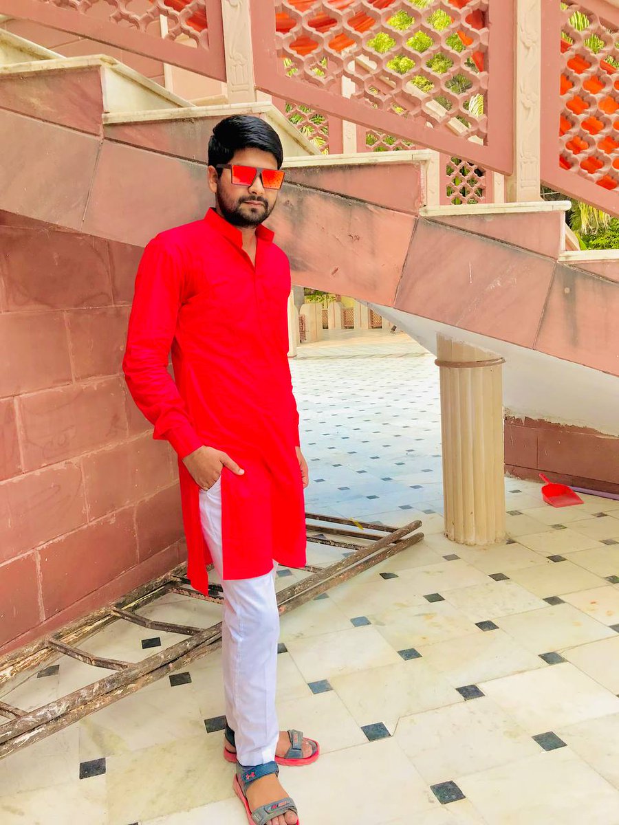 aman830559's tweet photo. aman pathak stenographer hindi gwalior madhya pradesh my contact number 👉 8305596936 https://t.co/8bwZkM0A60