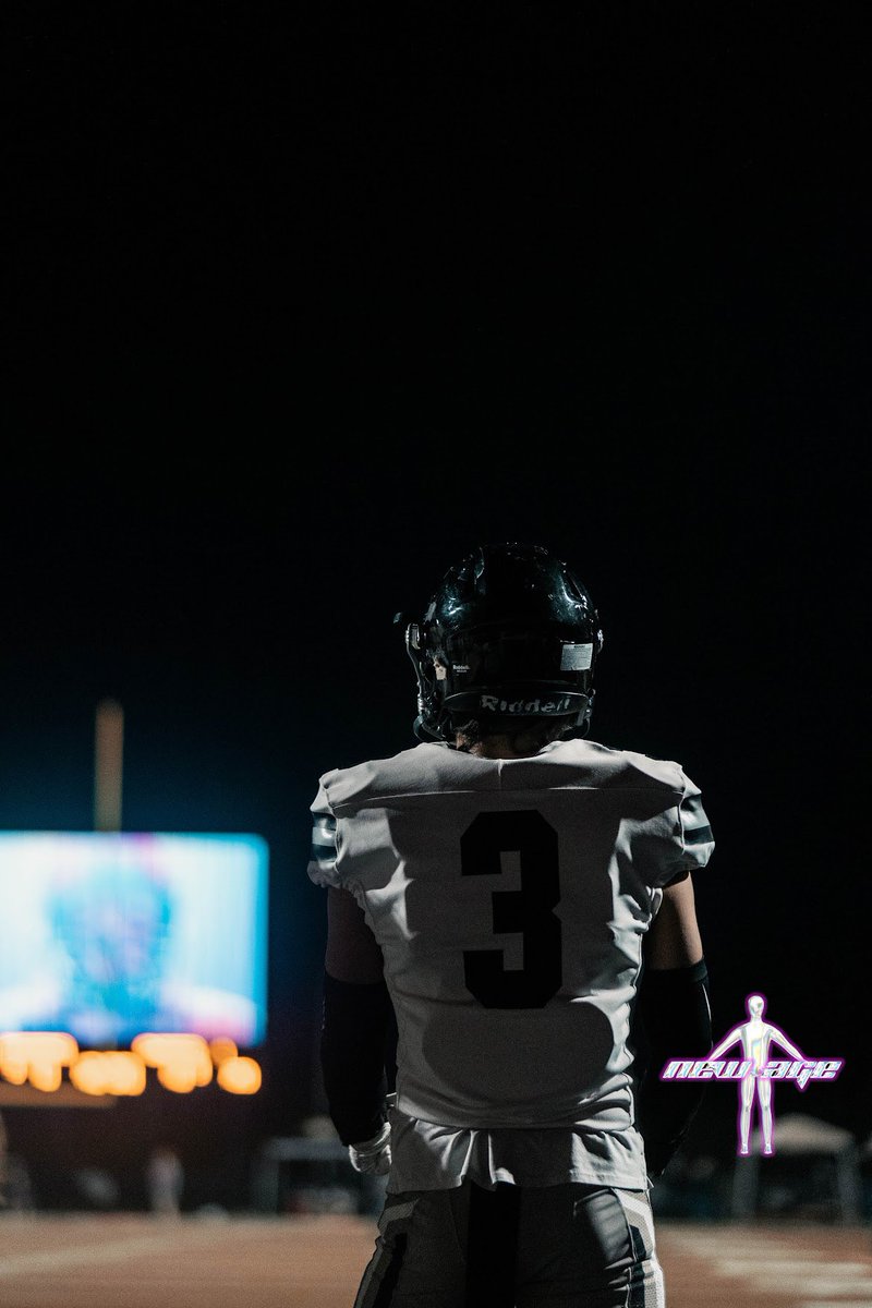 Played my last high school game friday night…coaches check out my highlights!

hudl.com/v/2LfwSu

<a href="/JasonKervin/">eagles4theWIN</a> <a href="/KimEarl_Jr/">Robert</a> <a href="/Mhoward38/">Marcus Howard</a> <a href="/coachfurrey/">Mike Furrey</a> <a href="/DSGBCoachCam/">Coach Cam Gibson</a> <a href="/LaneKnost/">Coach Lane Knost</a> <a href="/CoachALarkins/">Aashon Larkins</a> <a href="/JeremyO_Johnson/">Jeremy Johnson</a> <a href="/RecruitGeorgia/">Recruit Georgia</a> <a href="/AlphaProspects/">Alpharetta Football Prospects</a> <a href="/GlennTFordJr1/">Coach Glenn T. Ford Jr.</a> <a href="/Grindseason3/">Grindseason Sports Training</a> <a href="/hopo125/">Tyrone Hopper (Recruiting Coach)</a>