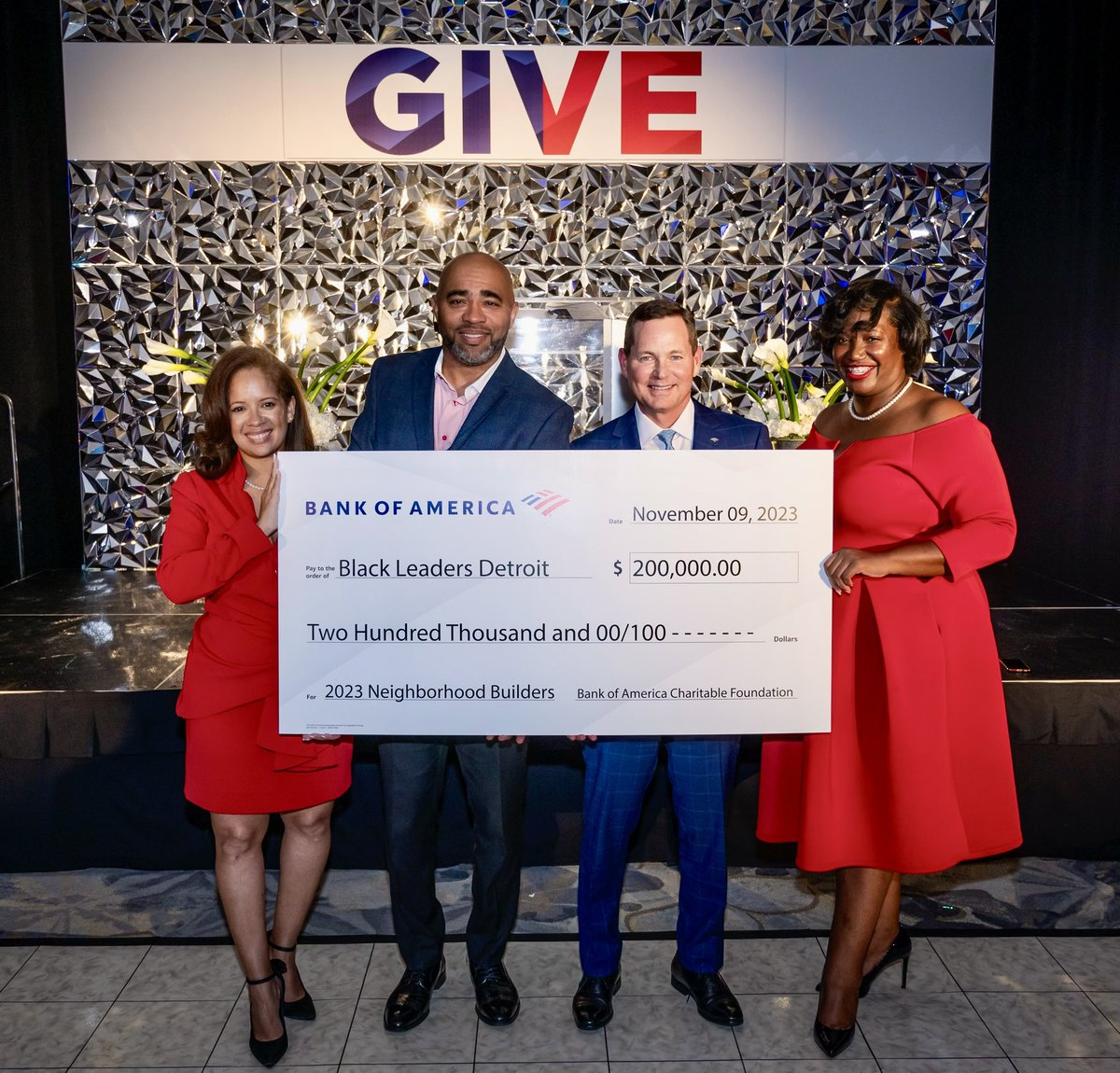 Matt Elliott (@mbelliottmi) on Twitter photo Congratulations to our 2024 <a href="/BankofAmerica/">Bank of America</a> #neighborhoodbuilders <a href="/blackleadersdet/">Black Leaders Detroit</a>! We celebrated their incredible contributions to our city and region at our #give2023 event on Thursday evening. Thank you to Dwan Dandridge for your strong and consistent leadership. #mibofa Congratulations to our 2024 <a href="/BankofAmerica/">Bank of America</a> #neighborhoodbuilders <a href="/blackleadersdet/">Black Leaders Detroit</a>! We celebrated their incredible contributions to our city and region at our #give2023 event on Thursday evening. Thank you to Dwan Dandridge for your strong and consistent leadership. #mibofa
