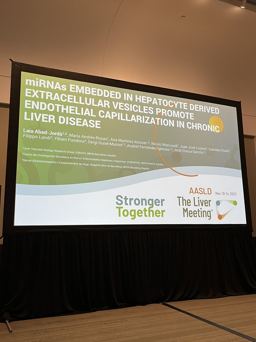 JSGracia's tweet photo. Today at The Liver Meeting…

Our Laia Abad elegantly presents one of her PhD projects on the role of hepatocyte derived vesicles as novel mediators of #liver endothelial dysfunction in CLD

Well done @laiaajor !!! 👏🏼

#TLM2023 https://t.co/jEN8j2TLiJ
